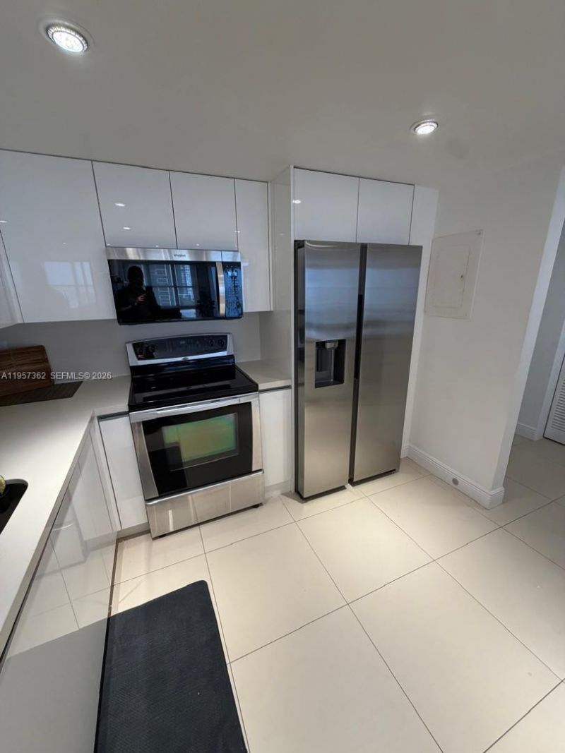 1865 Brickell Ave, Unit A810, Miami, FL 33129 Photo