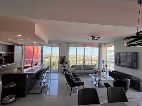 7751 NW 107th Ave, Unit 705, Doral, FL 33178