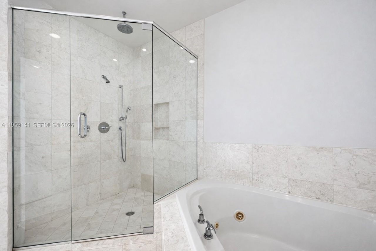 900 Brickell Key Blvd , Unit 2405, Miami, FL 33131 Photo