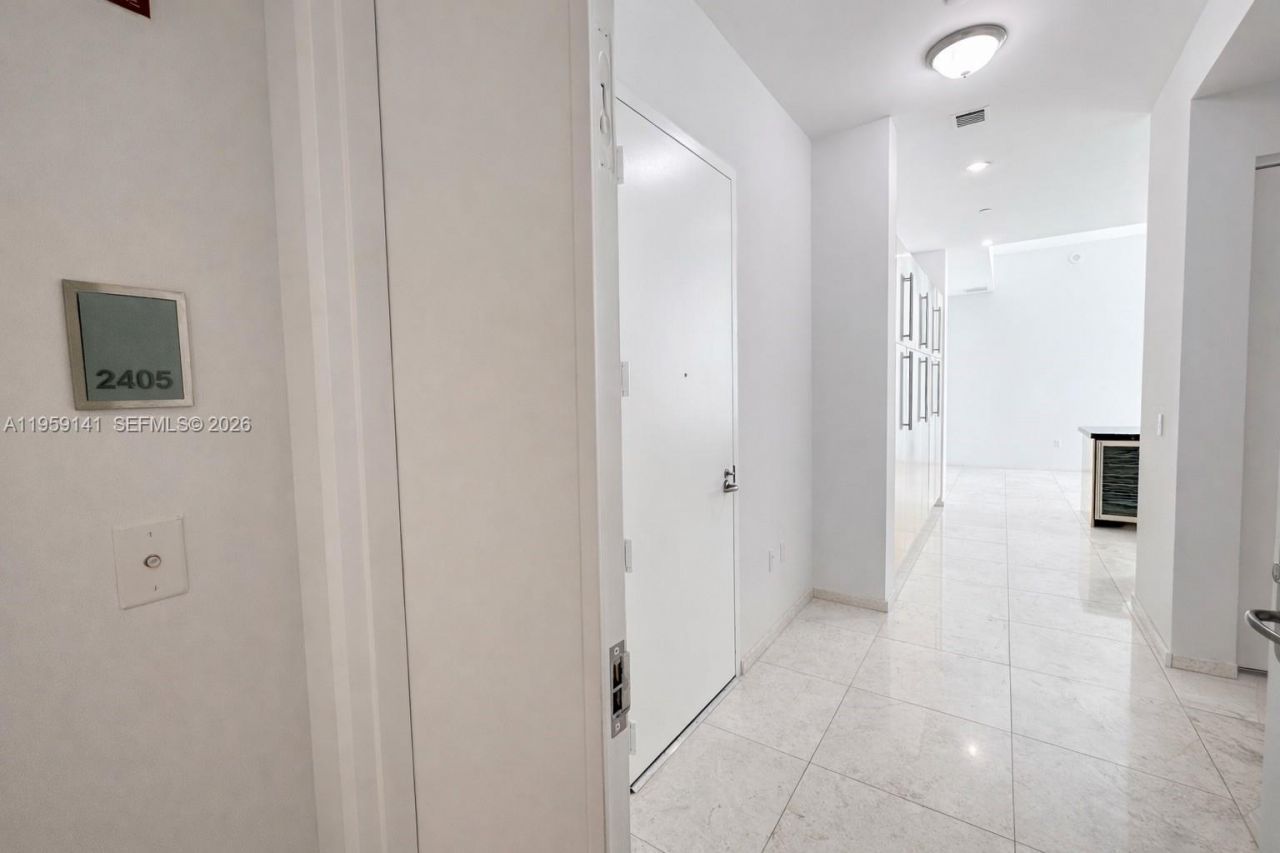 900 Brickell Key Blvd , Unit 2405, Miami, FL 33131 Photo