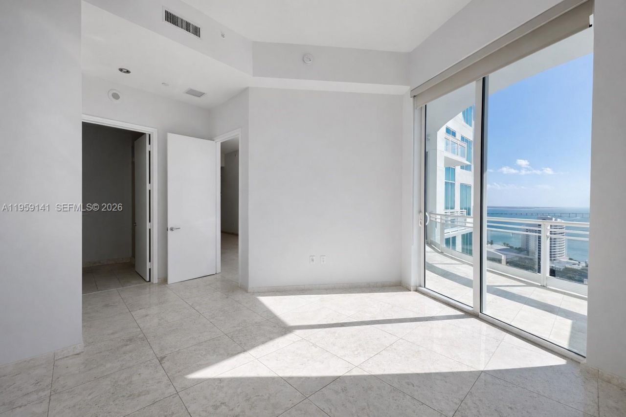 900 Brickell Key Blvd , Unit 2405, Miami, FL 33131 Photo