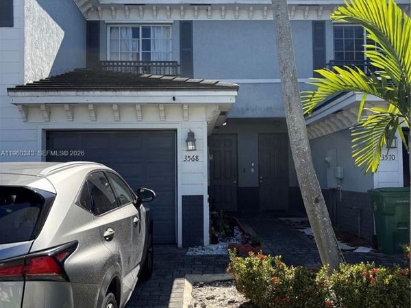 3568 NW 13th St, Lauderhill, FL 33311