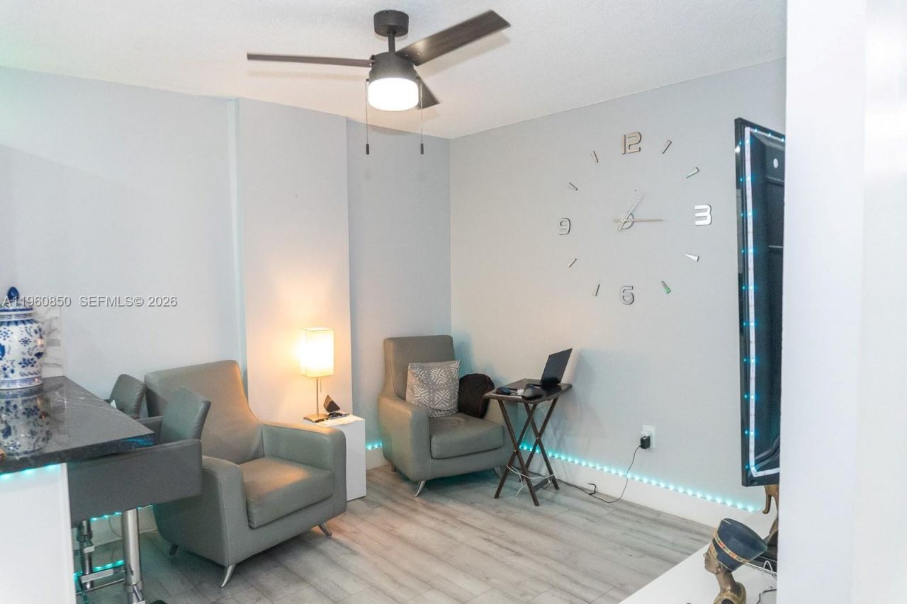 6190 W 19th Ave, Unit 201, Hialeah, FL 33012 Photo