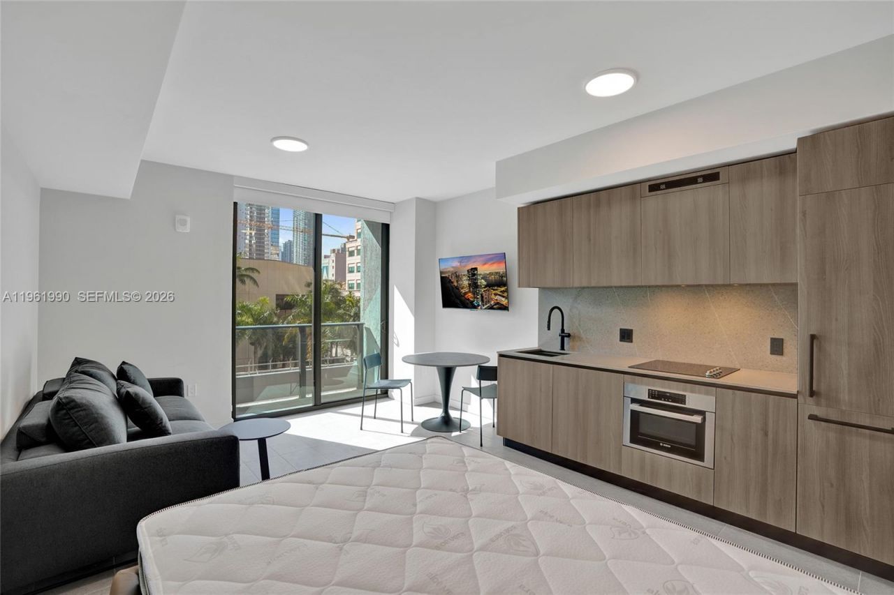 121 NE 5th Street, Unit 401B, Miami, FL 33132 Photo