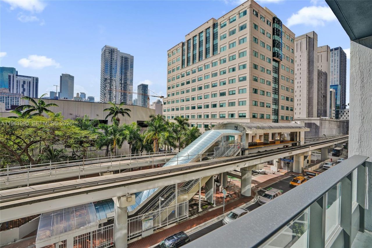 121 NE 5th Street, Unit 401B, Miami, FL 33132 Photo