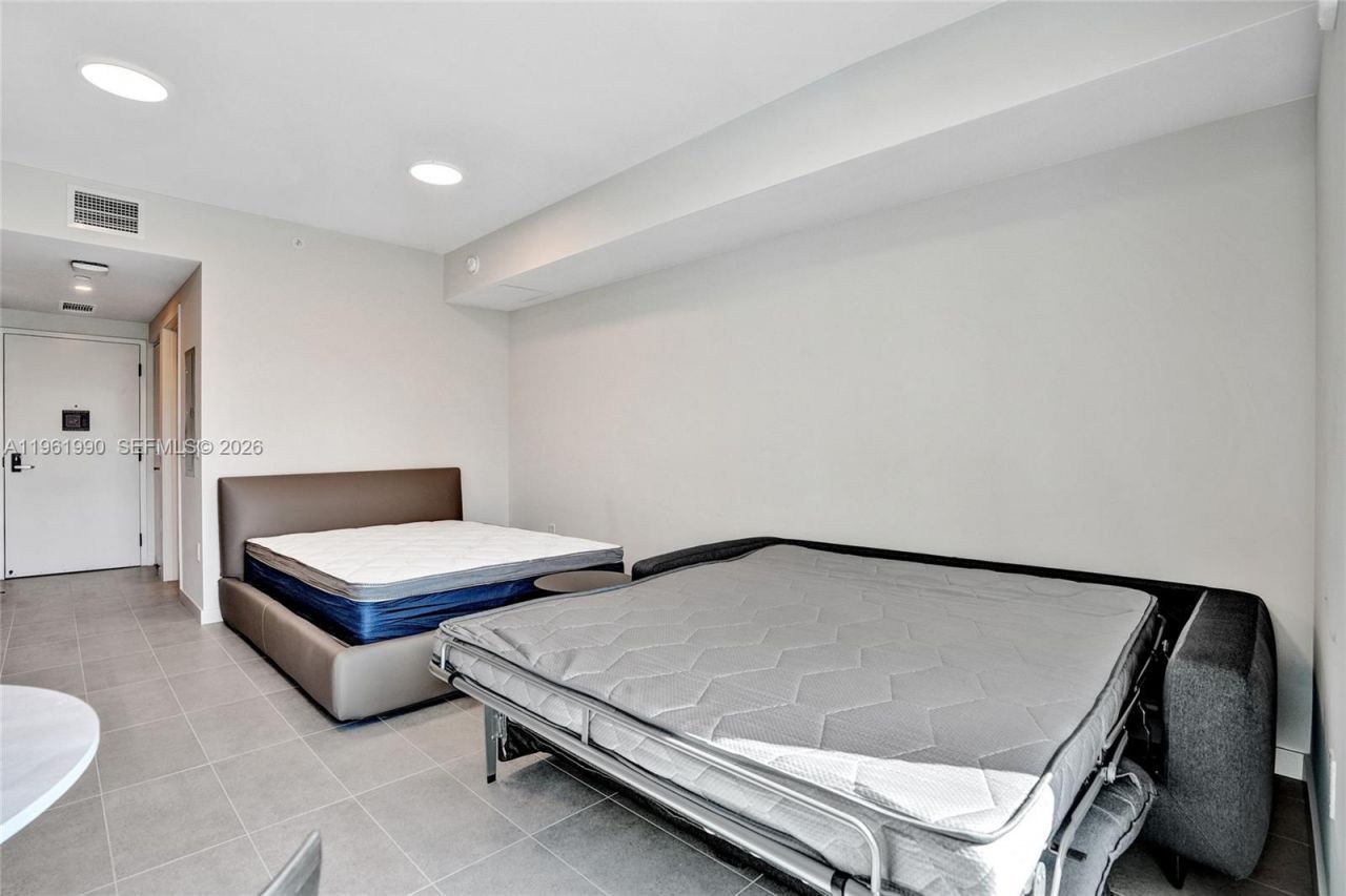 121 NE 5th Street, Unit 401B, Miami, FL 33132 Photo