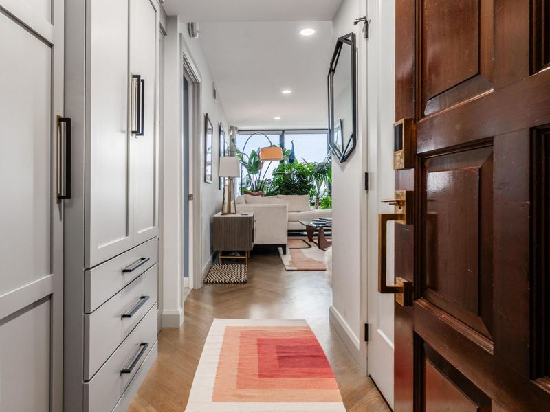 155 W Main Street, Unit 1205, Columbus, OH 43215 Photo 2