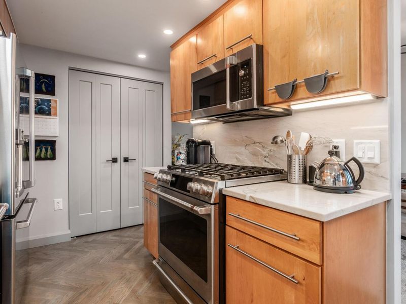 155 W Main Street, Unit 1205, Columbus, OH 43215 Photo 23