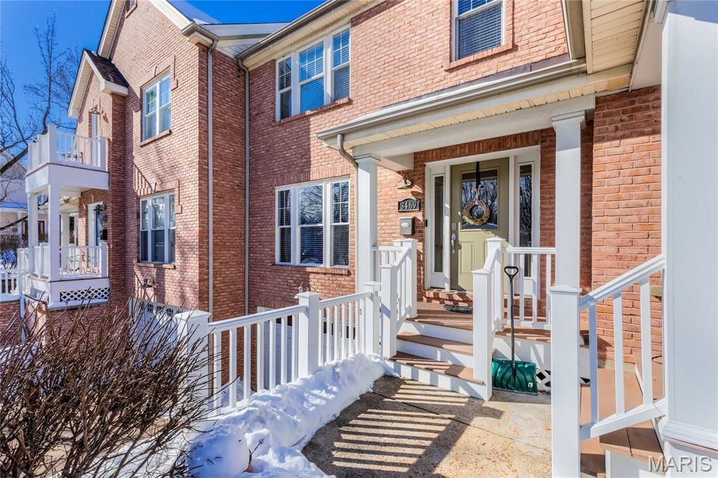 3469 Cambridge Avenue, Saint Louis, MO 63143 Main Photo