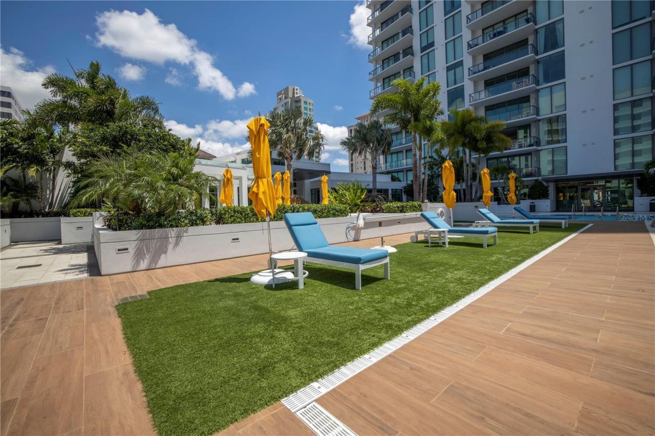 100 1st Avenue N, Unit 1804, Saint Petersburg, FL 33701 Photo