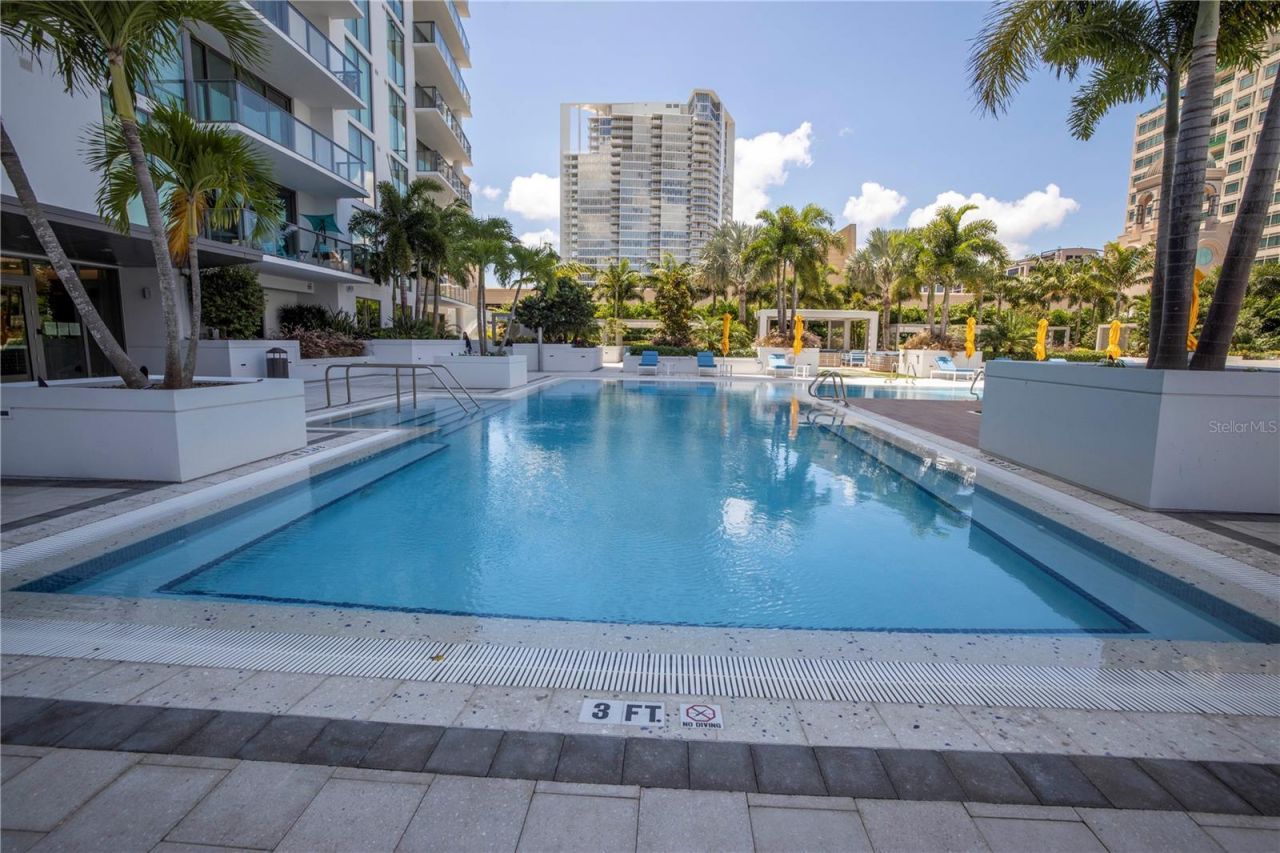 100 1st Avenue N, Unit 1804, Saint Petersburg, FL 33701 Photo