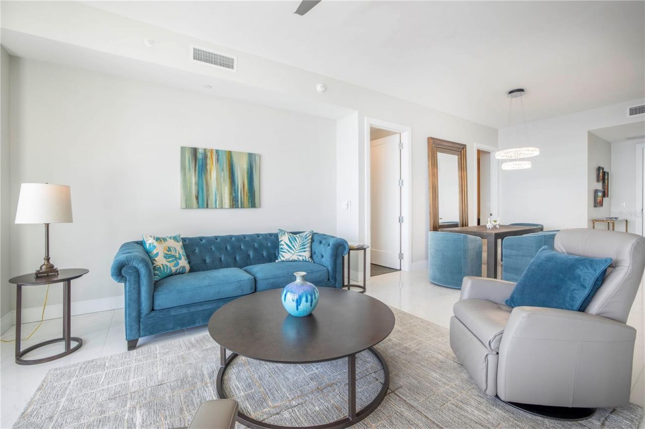 100 1st Avenue N, Unit 1804, Saint Petersburg, FL 33701 Photo