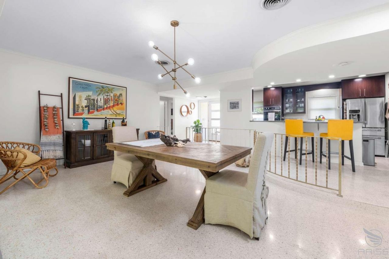 812 E 13th Avenue, New Smyrna Beach, FL 32169 Photo