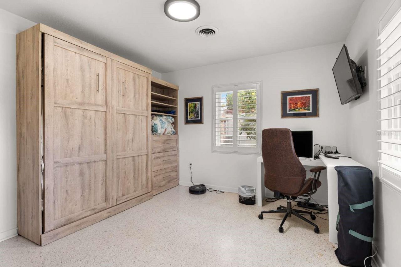 812 E 13th Avenue, New Smyrna Beach, FL 32169 Photo