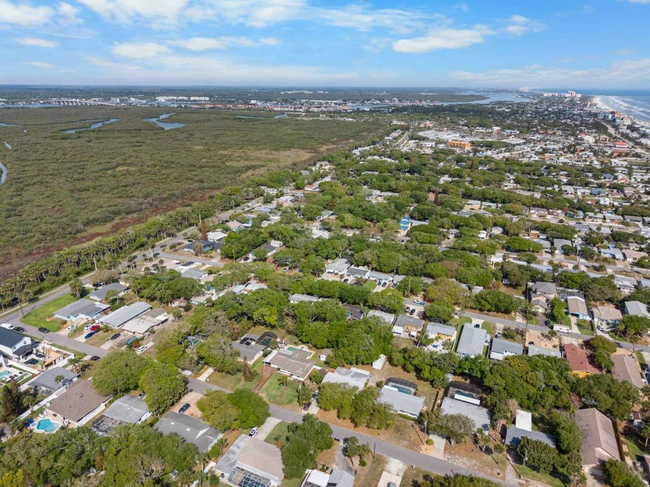 812 E 13th Avenue, New Smyrna Beach, FL 32169 Photo