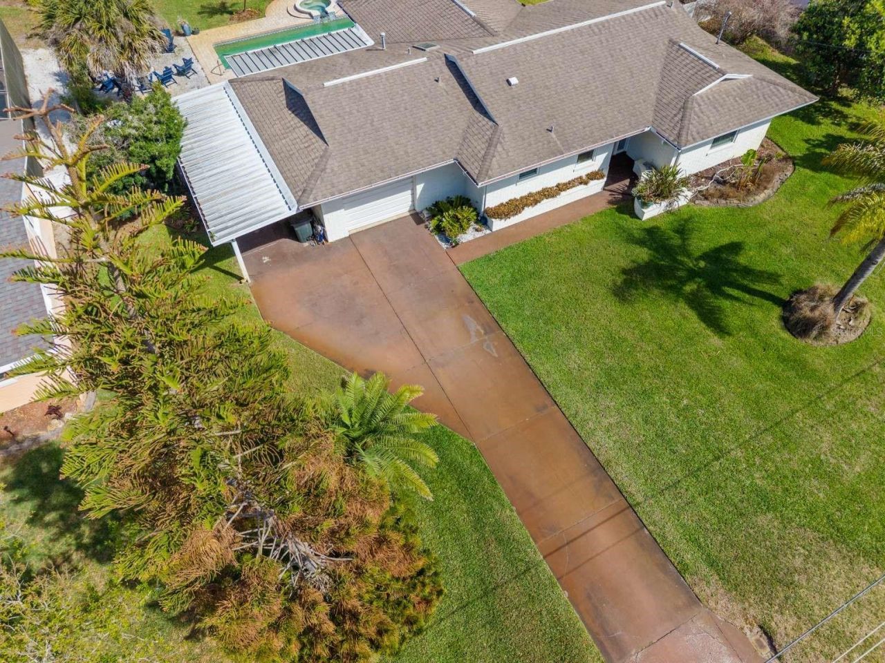 812 E 13th Avenue, New Smyrna Beach, FL 32169 Photo