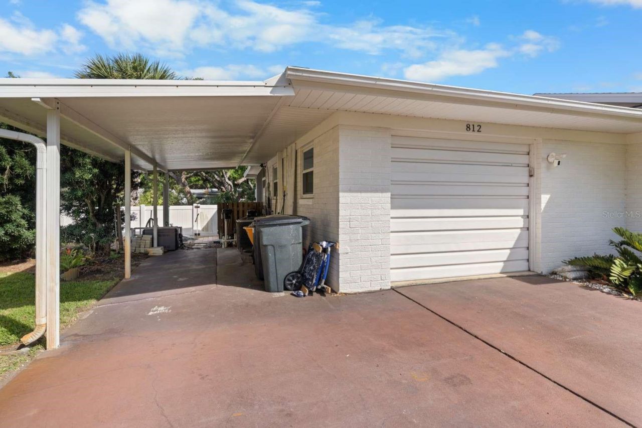 812 E 13th Avenue, New Smyrna Beach, FL 32169 Photo