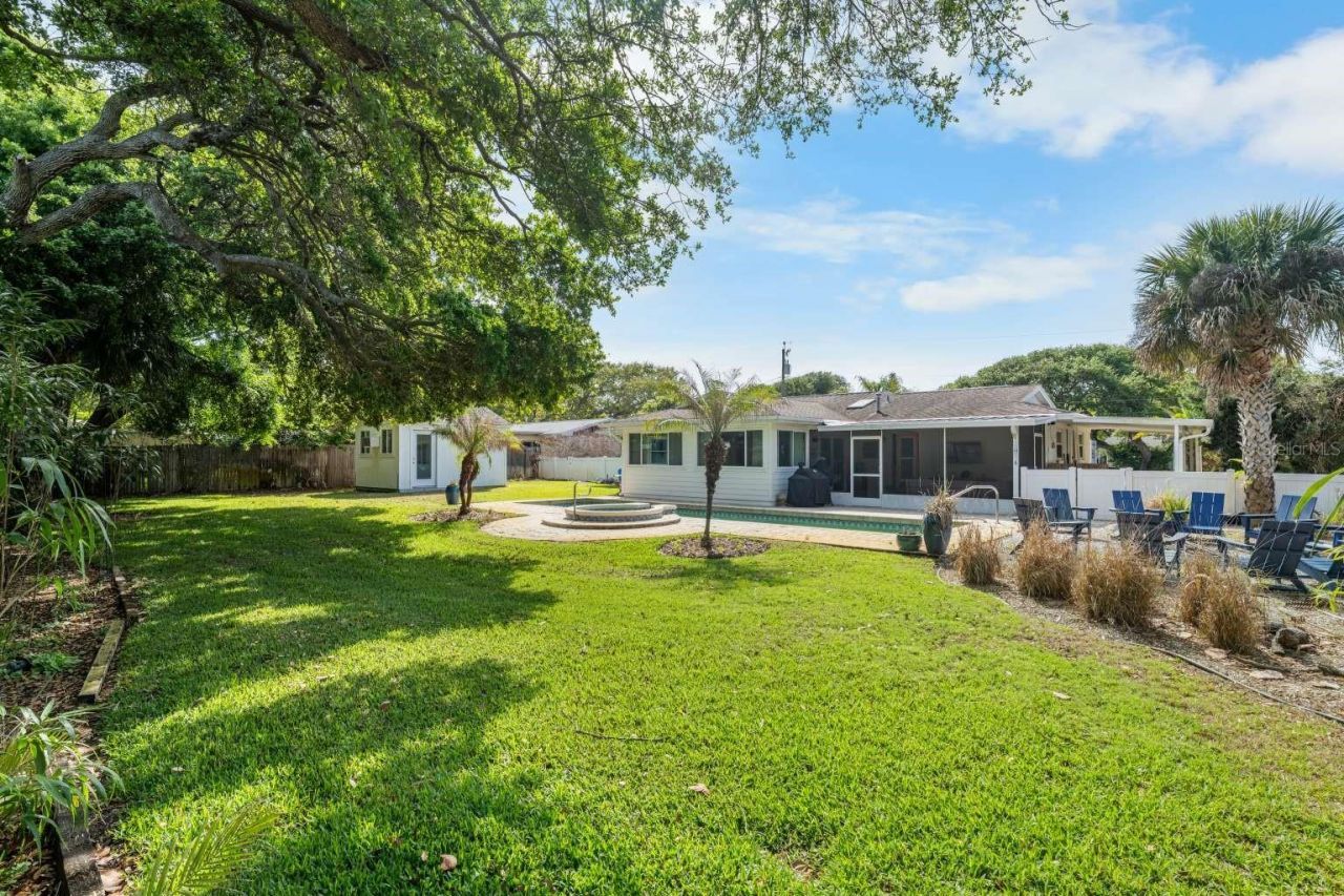 812 E 13th Avenue, New Smyrna Beach, FL 32169 Photo