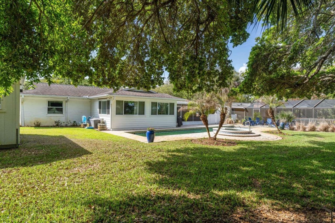 812 E 13th Avenue, New Smyrna Beach, FL 32169 Photo