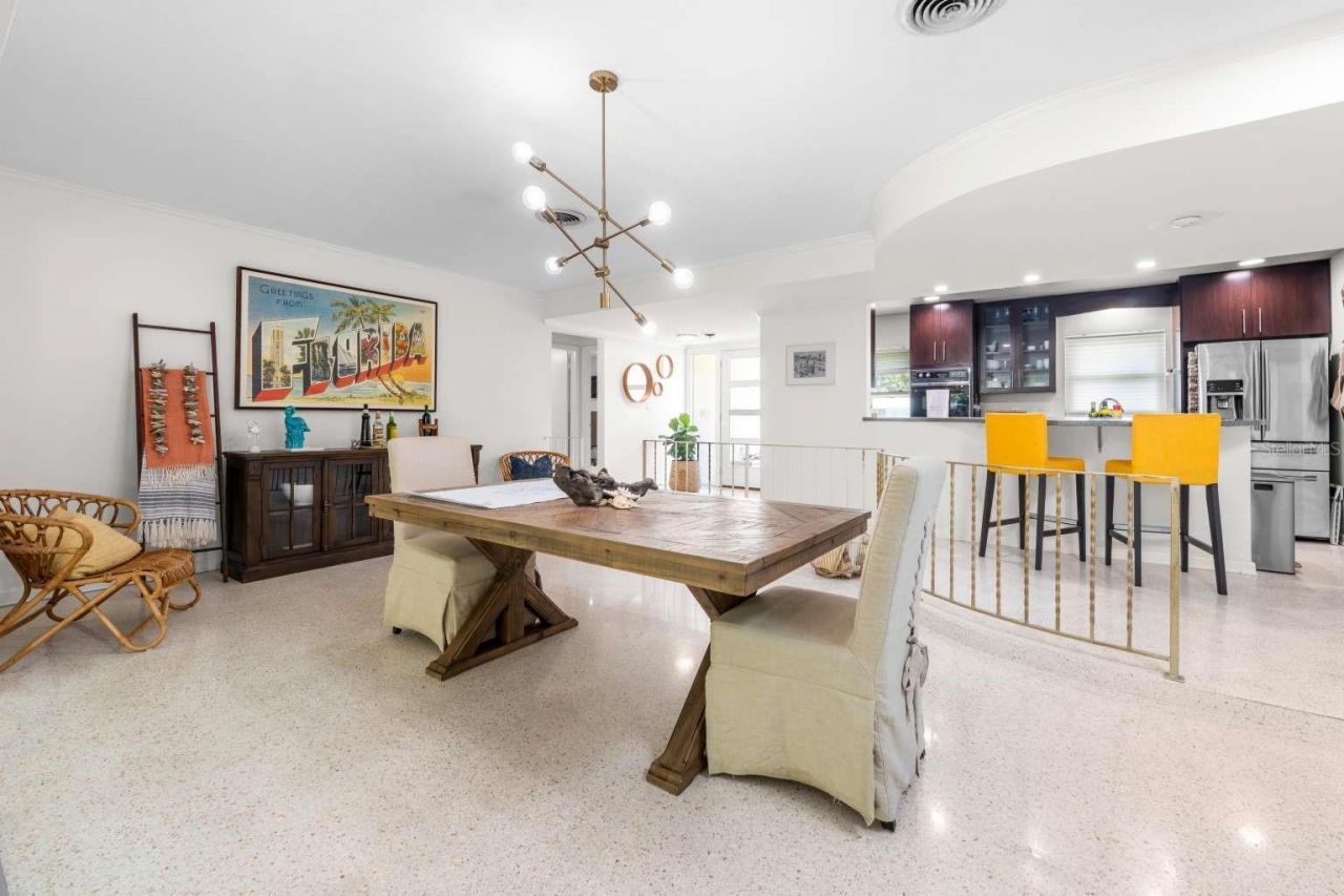 812 E 13th Avenue, New Smyrna Beach, FL 32169 Photo