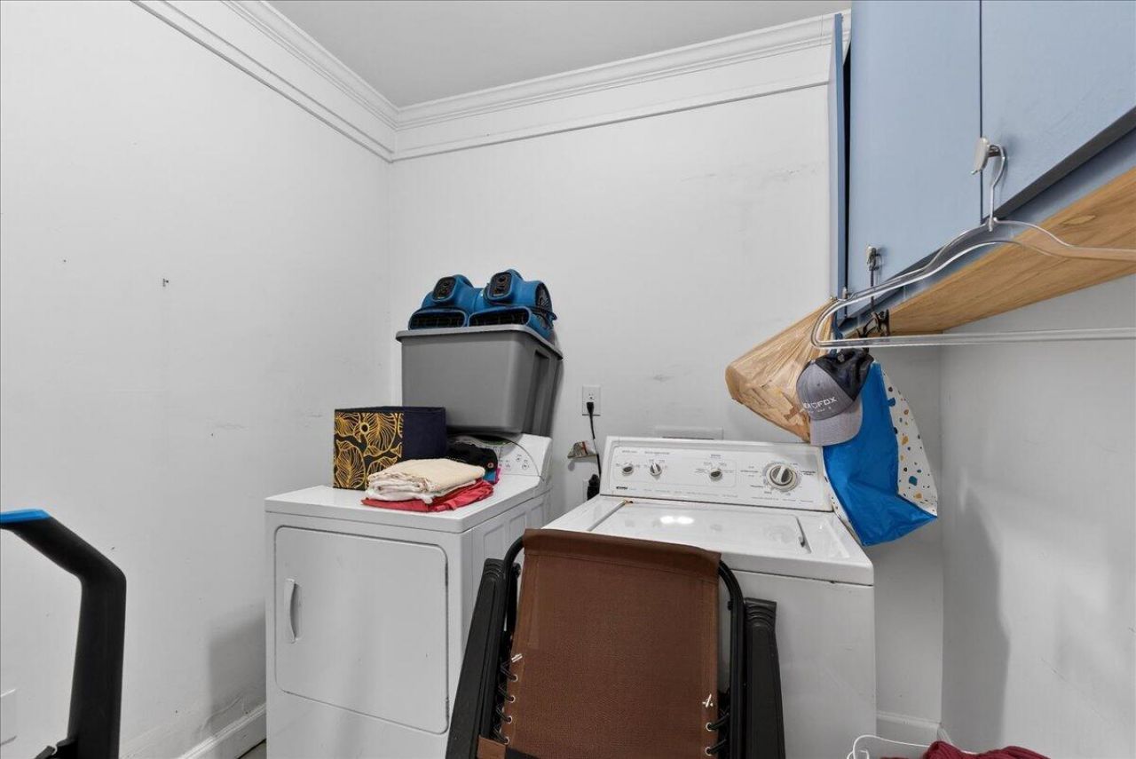 228 Laurel Avenue Photo 10