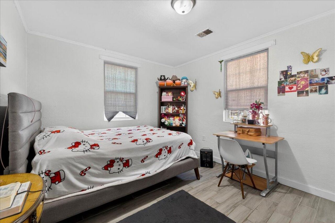 228 Laurel Avenue Photo 18