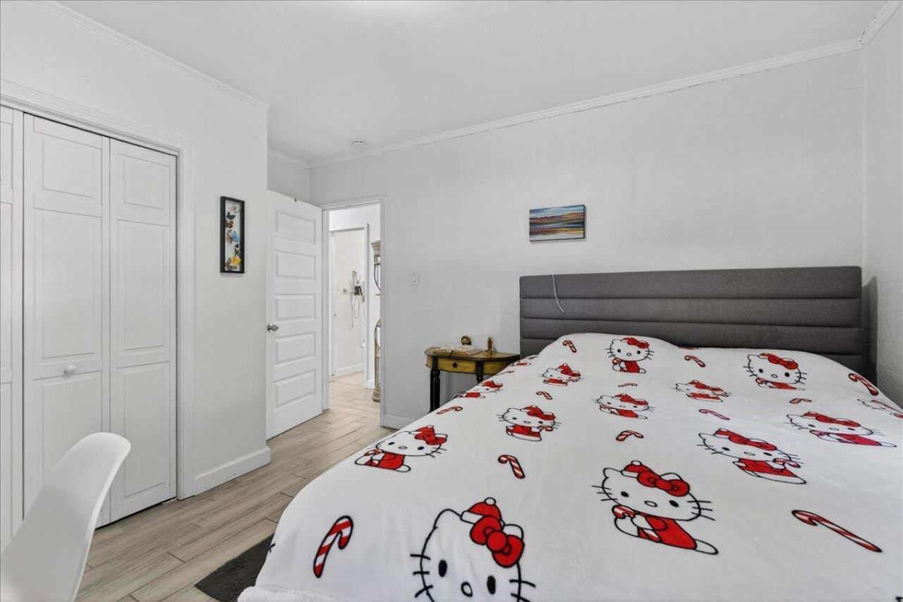 228 Laurel Avenue Photo 19