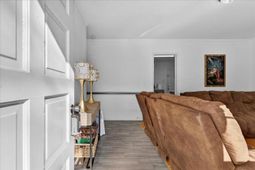 228 Laurel Avenue photo 4