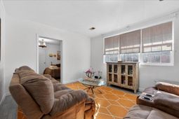 228 Laurel Avenue photo 4