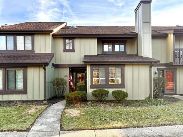 1454 Carriage Trace Boulevard, Centerville, OH 45459