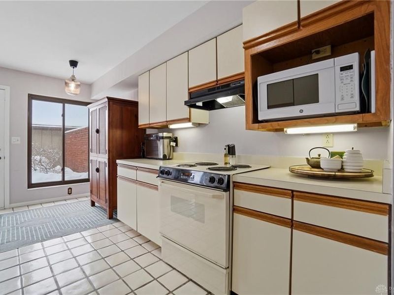 1454 Carriage Trace Boulevard, Centerville, OH 45459 Photo 20