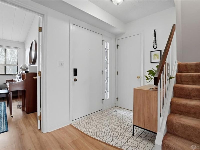 1454 Carriage Trace Boulevard, Centerville, OH 45459 Photo 4