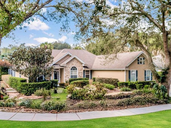 137 38th Court, Vero Beach, FL 32968