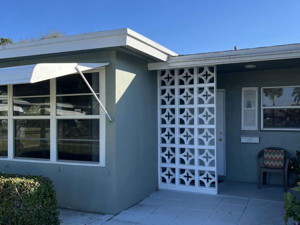 910 S South Drive, Unit A, Delray Beach, FL 33445