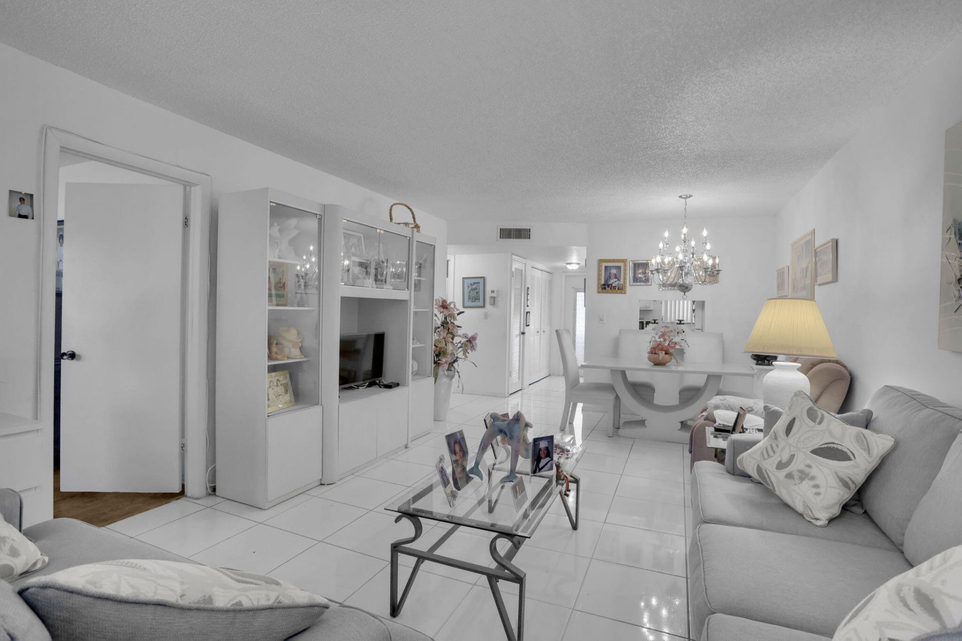 2751 E Sunrise Lakes Drive, Unit 204, Sunrise, FL 33322 Photo