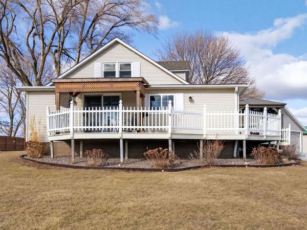 8015 148TH Avenue, Orion, IL 61273