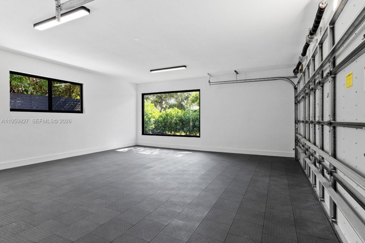 85 W Shore Dr W, Miami, FL 33133 Photo