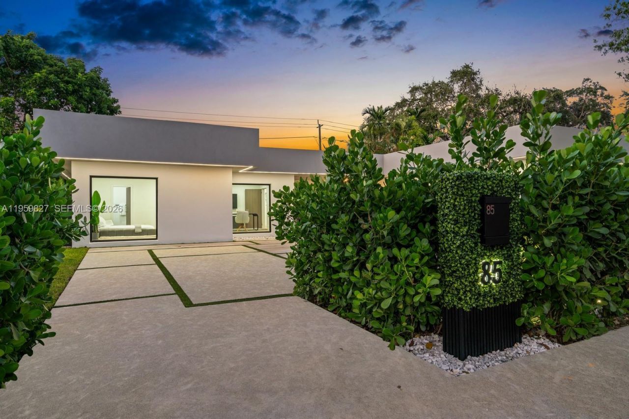 85 W Shore Dr W, Miami, FL 33133 Photo