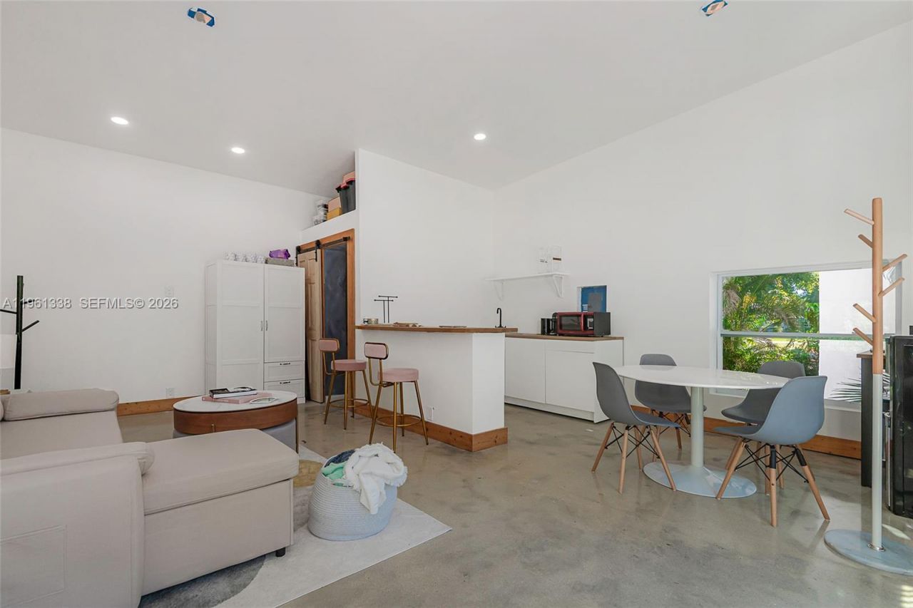 4121 SW 3rd St, Plantation, FL 33317 Photo