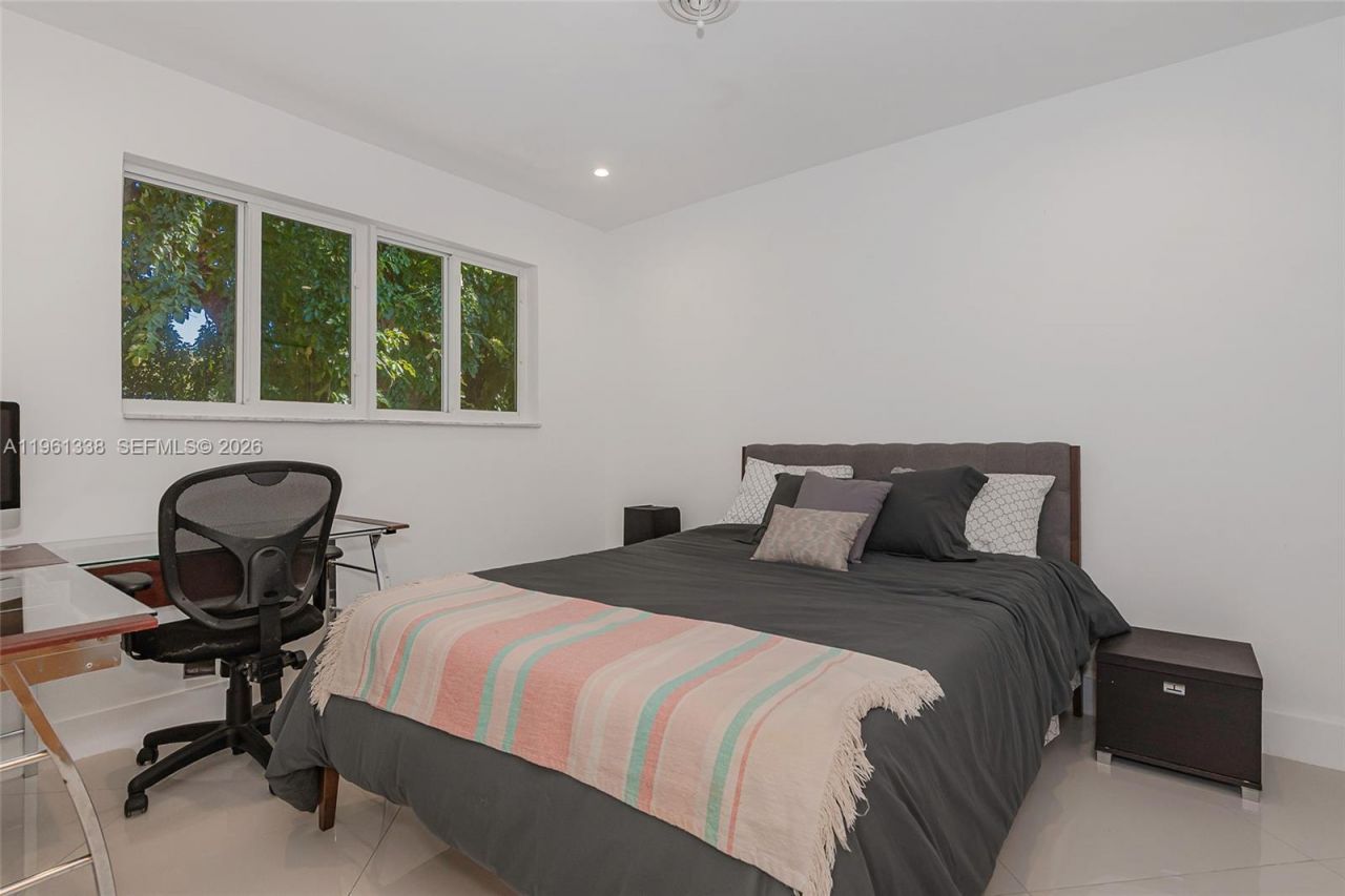 4121 SW 3rd St, Plantation, FL 33317 Photo