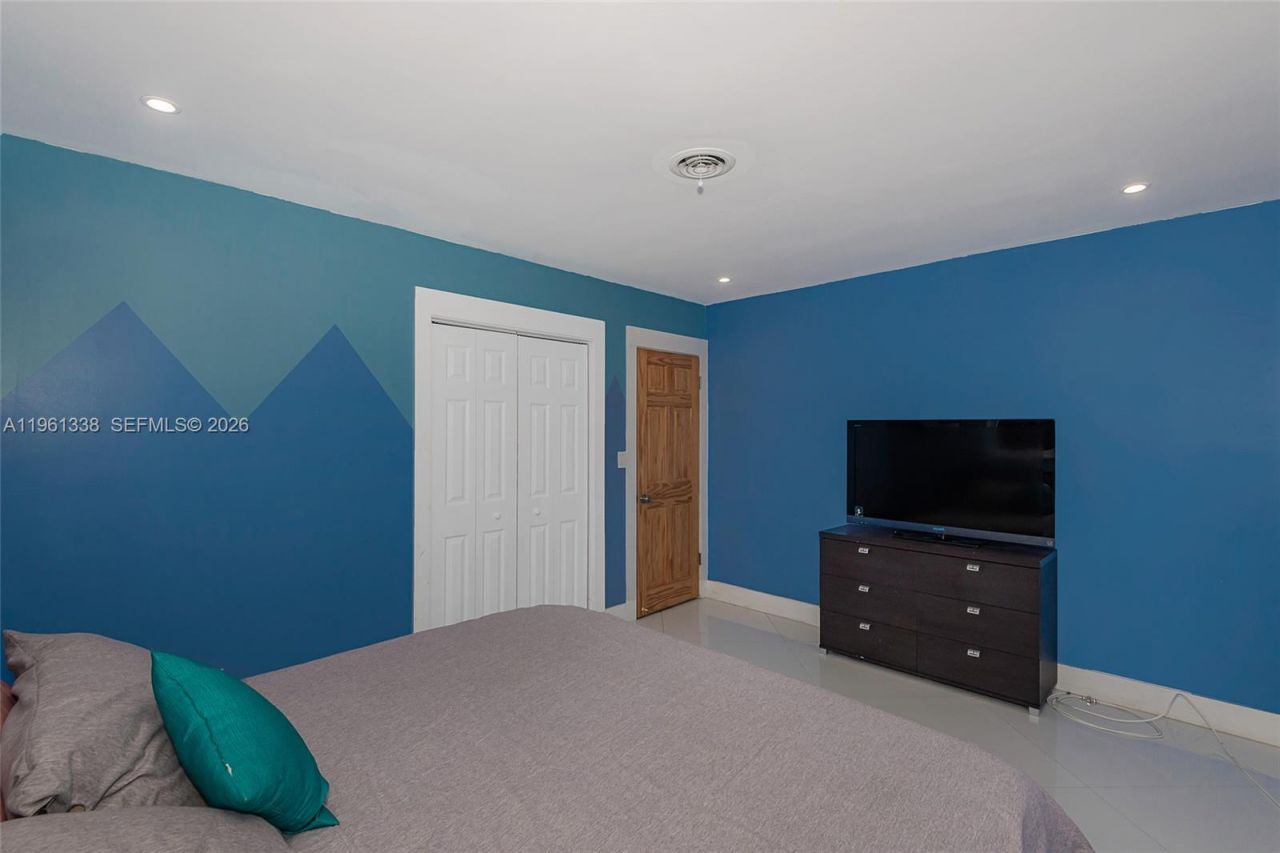 4121 SW 3rd St, Plantation, FL 33317 Photo