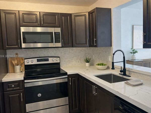 8560 N Sherman Cir, Unit 408, Miramar, FL 33025