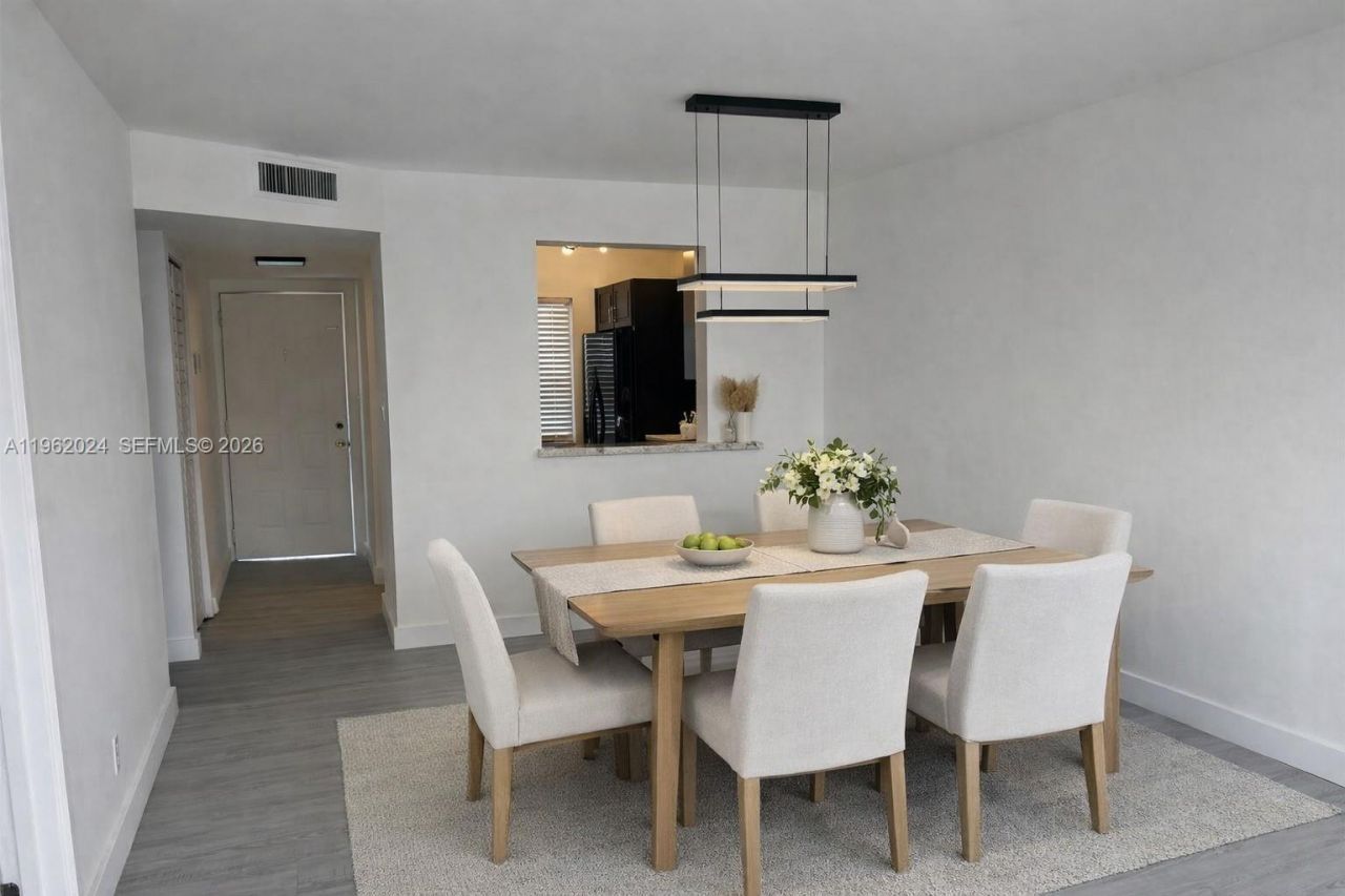 8560 N Sherman Cir, Unit 408, Miramar, FL 33025 Photo