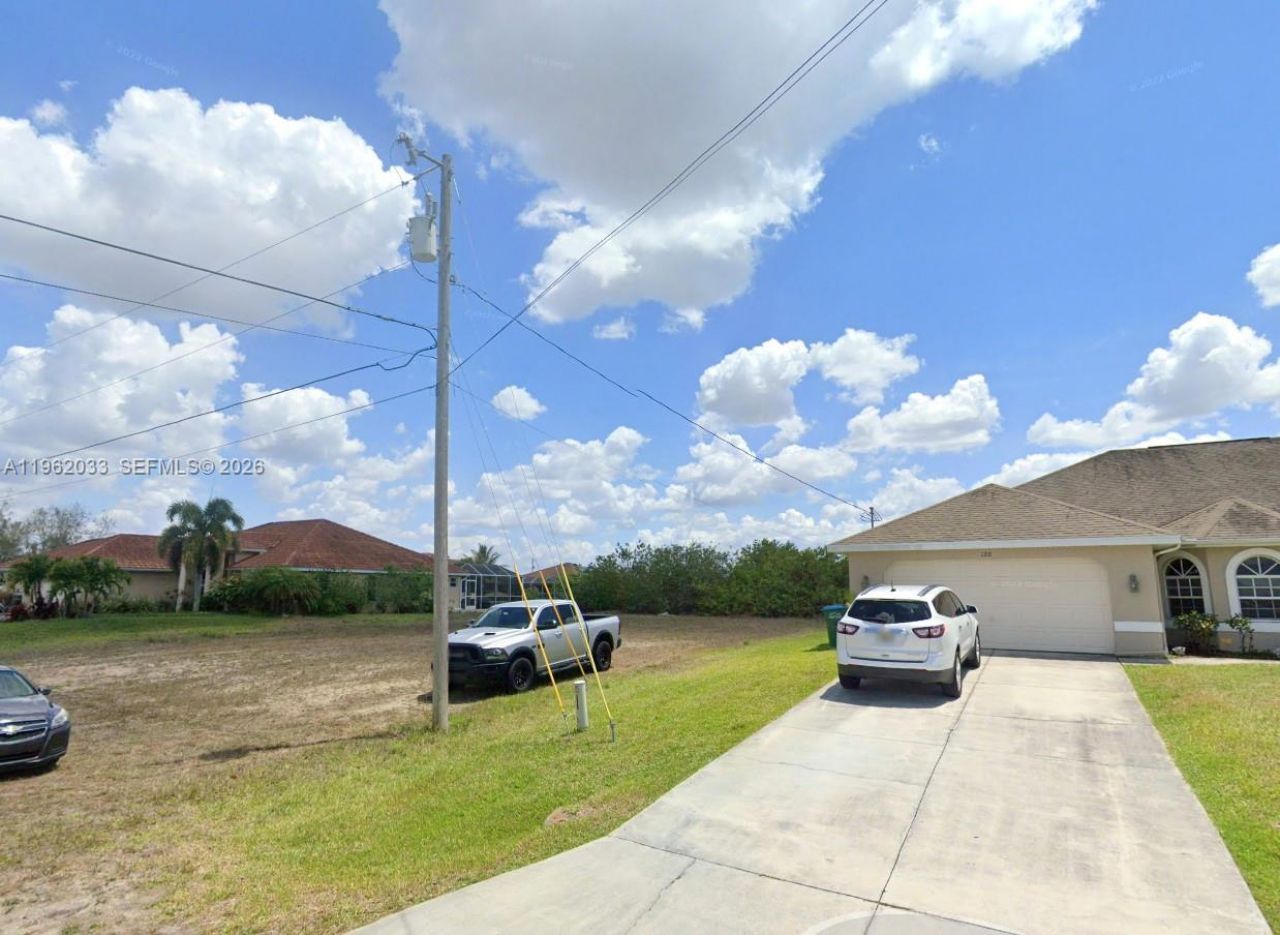 124 NE 18th St , Cape Coral, FL 33909 Photo