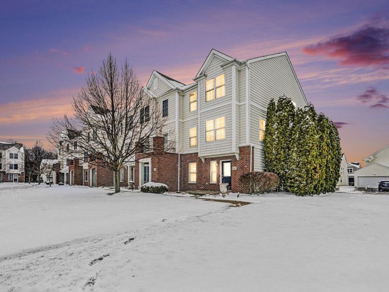 6004 Woodshire Drive, Unit 108, Westerville, OH 43081 Photo 1