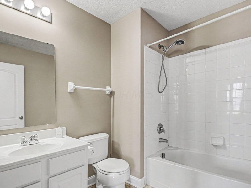 6004 Woodshire Drive, Unit 108, Westerville, OH 43081 Photo 17