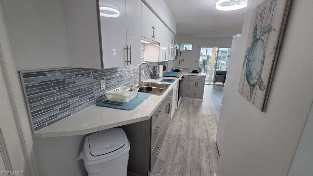 3211 Stringfellow Rd, Unit 105, Saint James City, FL 33956 Photo