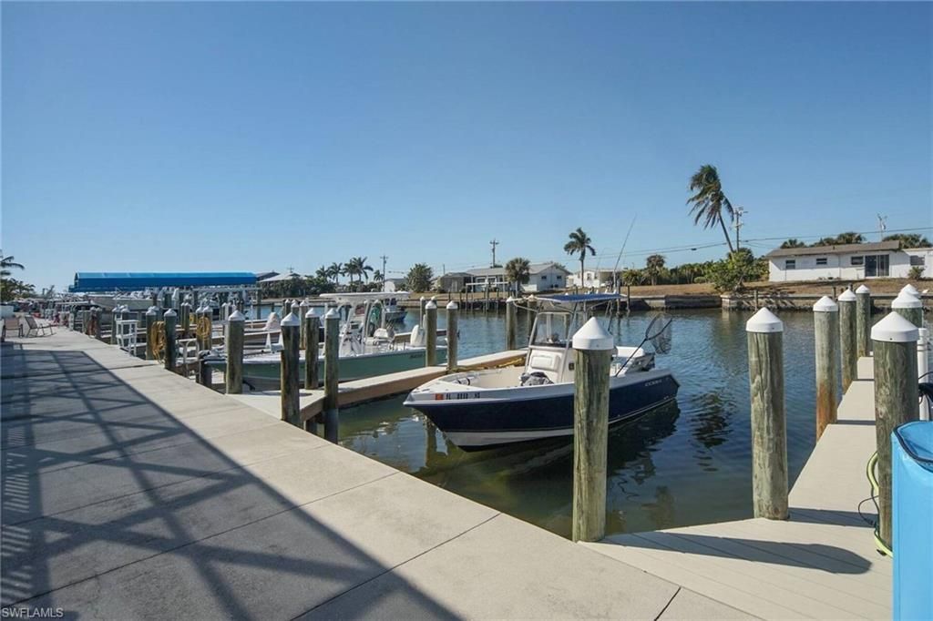 3211 Stringfellow Rd, Unit 105, Saint James City, FL 33956 Photo