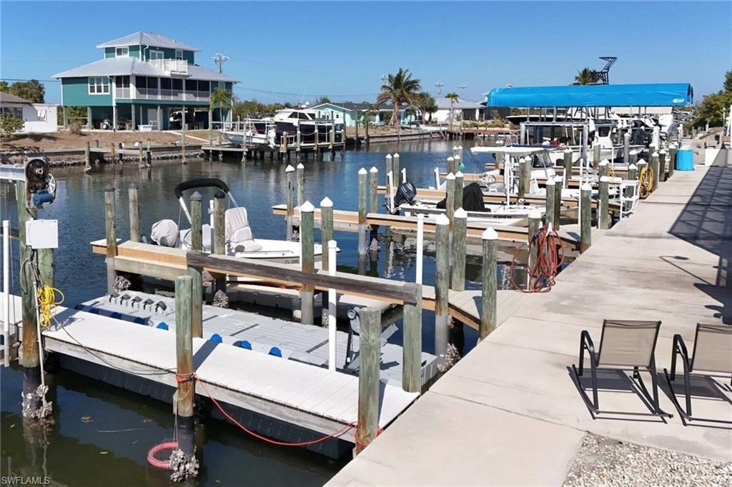 3211 Stringfellow Rd, Unit 105, Saint James City, FL 33956 Photo