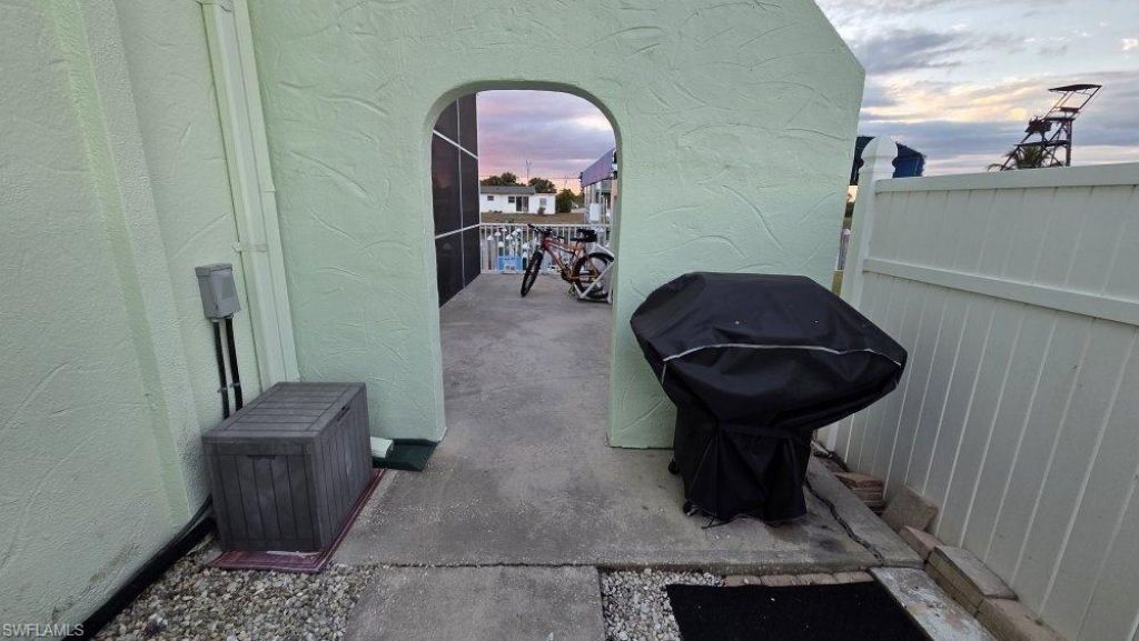 3211 Stringfellow Rd, Unit 105, Saint James City, FL 33956 Photo